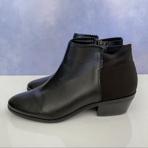 Jack Rogers Bailee Black Leather Ankle Booties